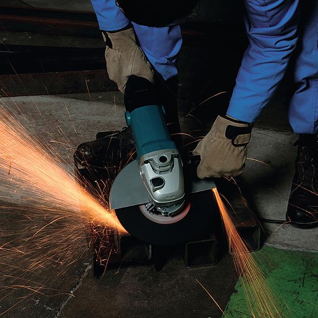 Углошлифовальная машина Makita GA9010C 1800Вт 6000об/мин рез.шпин.:M14 d=230мм фото 3