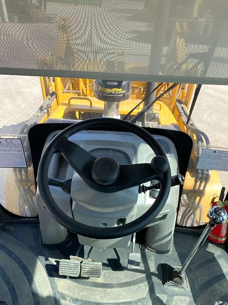 Экскаватор-погрузчик B877L Sevalo фото 3