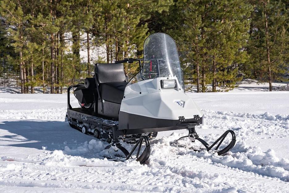 Снегоход Бурлак Егерь стандарт 18,5 л.с., 2390*1100*1250 мм. Подвеска: катковая. фото 2