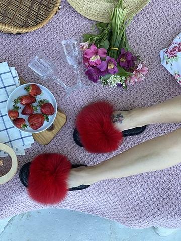 Женские тапочки из песца и стелькой из стеганой кожи фото 5