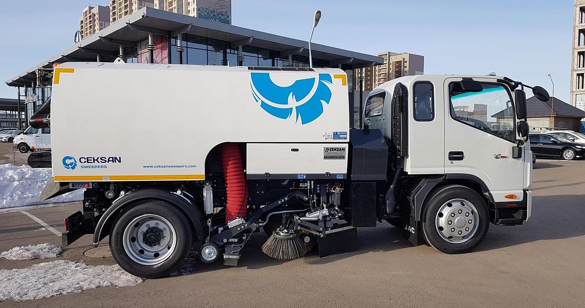 Jac N120 вакуумная подметально-уборочная машина фото 2