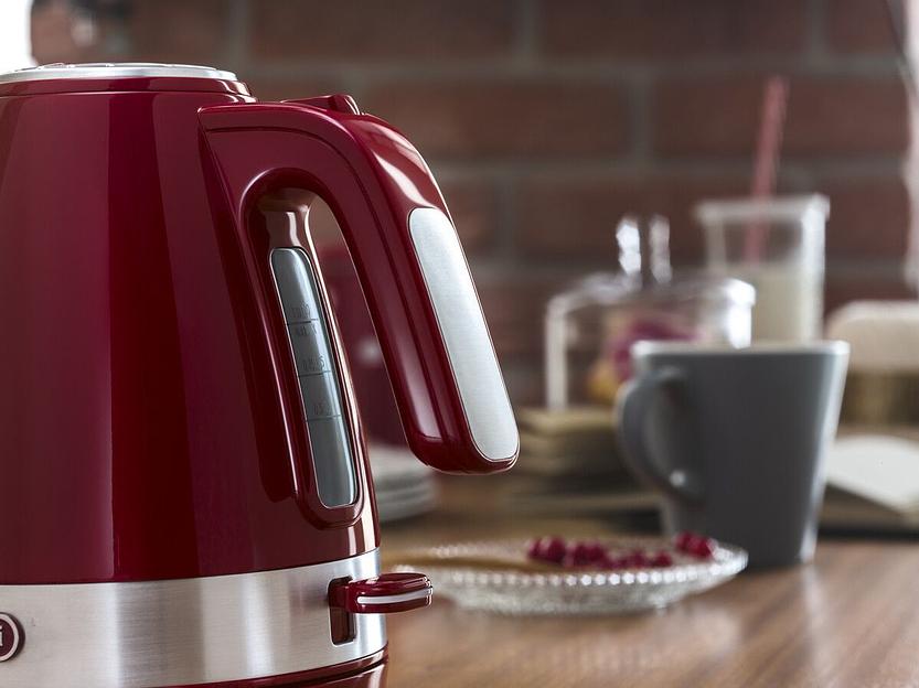 Чайник электрический Delonghi KBLA2001.R 1.7л. 2000Вт красный (корпус: пластик) фото 3