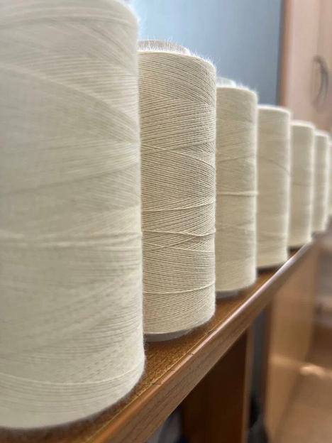 Арамидная швейная нить 75 НШТ-Ш белая, 3000 м ОПТ фото 1