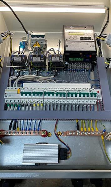 Вводно-распределительное устройство ВРУ до 15 кВТ фото 1