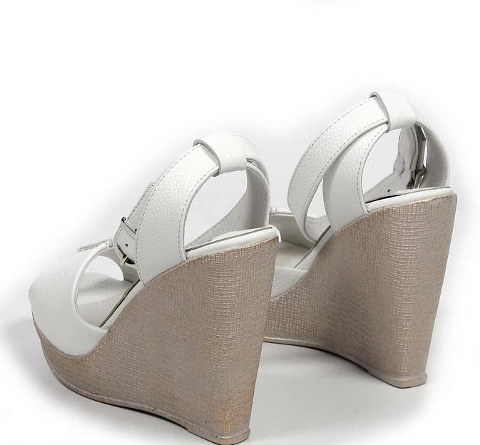 Босоножки женские из натуральной кожи на танкетке, арт.MT005 белый ОПТ фото 6