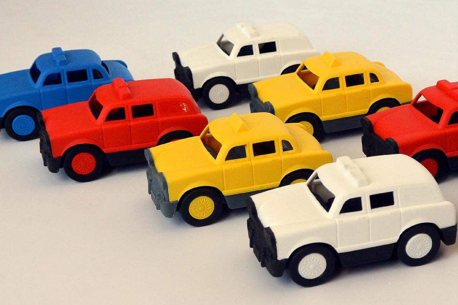 Автомобиль малолитражный 4 вида 10 см (такси, полиция, пожарная, скороя помощь) ОПТ фото 4