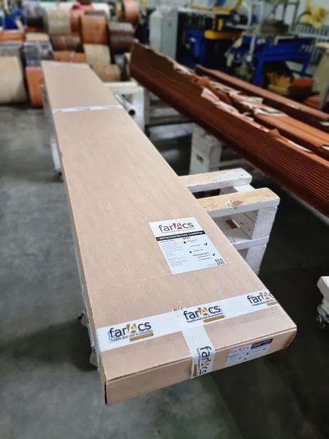 Металлический сайдинг «Гладкий тройной софит с центральной перфорацией» цвет RAL 7024 Матовый «PREMIUM» фото 3