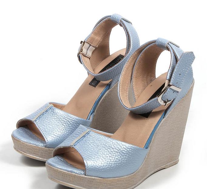 Босоножки женские из натуральной кожи на танкетке, арт.MT005 голубой перламутр ОПТ фото 8