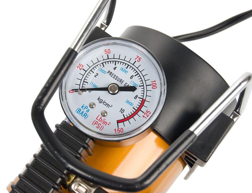 Автомобильный компрессор Starwind CC-220 35л/мин шланг 0.75м фото 3