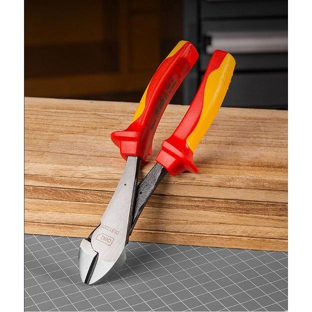 Диэлектрические усиленные диагональные бокорезы Deli DL512207 180мм, сталь Cr-V, сертификат VDE для работ под напряжением до 1000 В фото 3