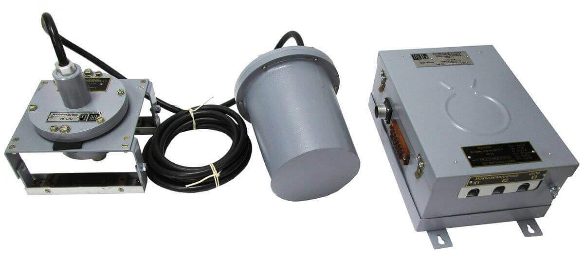 ДГК-1-2Д датчик контроля герметичности камер пуска-приёма очистных устройств в составе: 1 блок питания и реле 24 В, 2 акустических датчика, 2 соединительные коробки фото 1