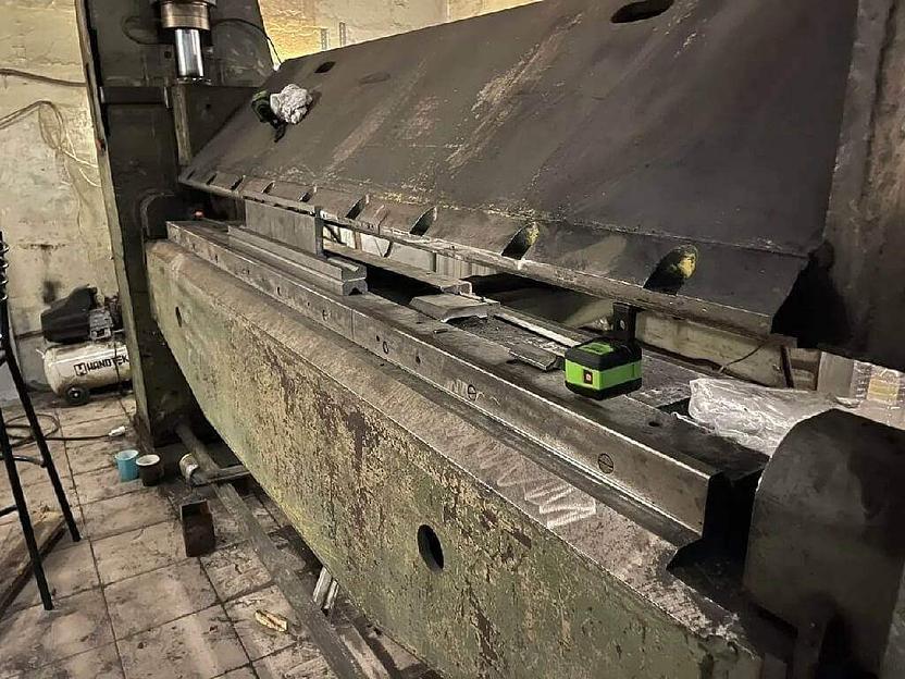 Листогибочная машина ИВ2144 фото 3