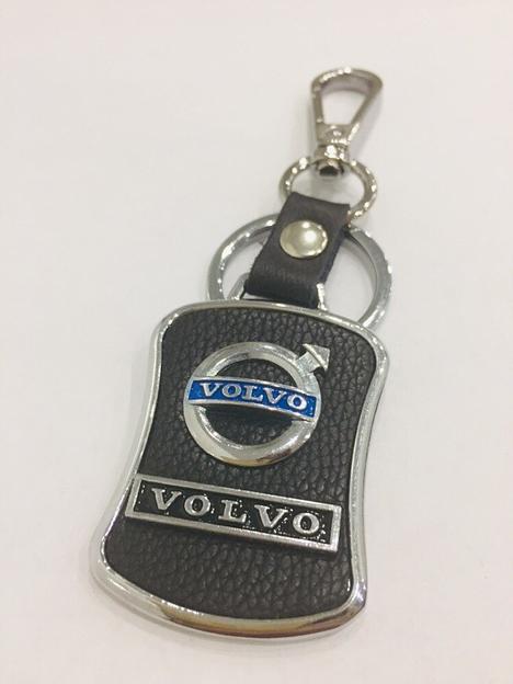 Брелок для автомобильных ключей VOLVO фото 1