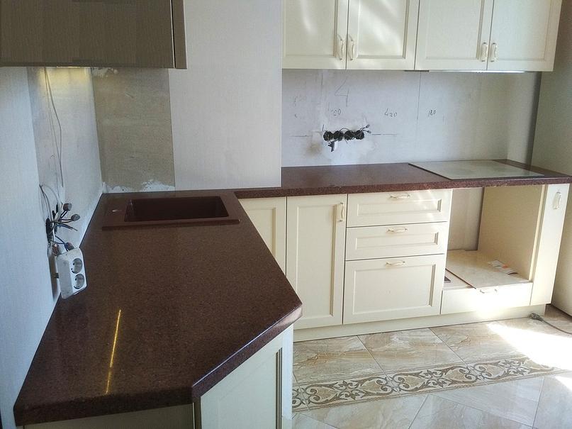 Кухонный остров из искусственного камня 1 м2 фото 3