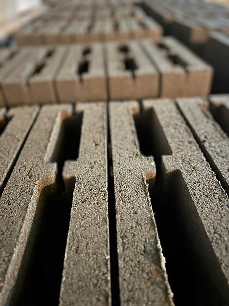 Керамзитоблок перегородка М-35 390×90×188, 152 шт/м³ (1450 кг/м³) опт фото 1