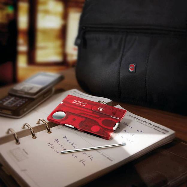 Швейцарская карта Victorinox SwissCard Lite (0.7300.T) красный полупрозрачный коробка подарочная фото 5