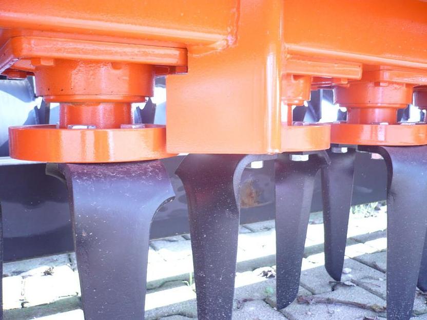 Вертикальный фрезерный культиватор фото 3