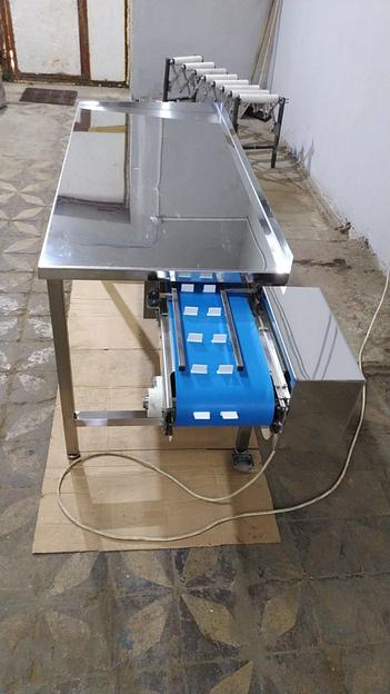 Мини-конвейер со столом для пищевого производства фото 2