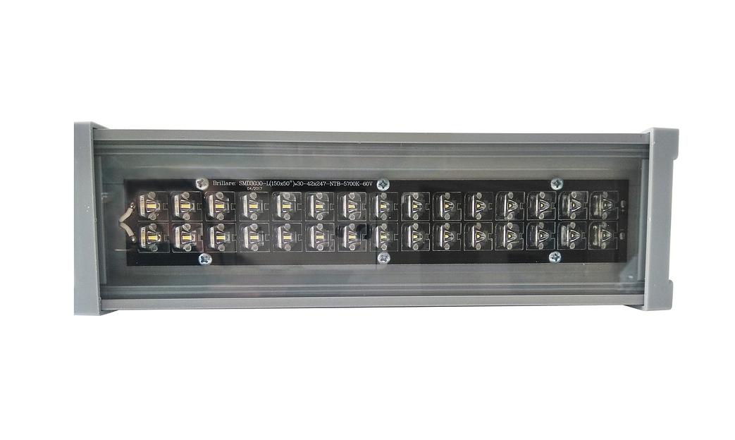 Светодиодный светильник Tetralux LTS 52/5200/150×50/301 52 Вт опт фото 2