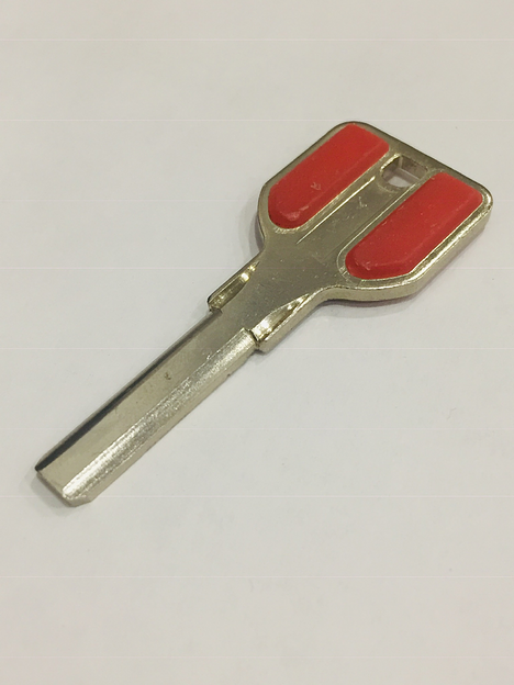 Заготовка ключа MSM-8, 2 паза (лодка) фото 1