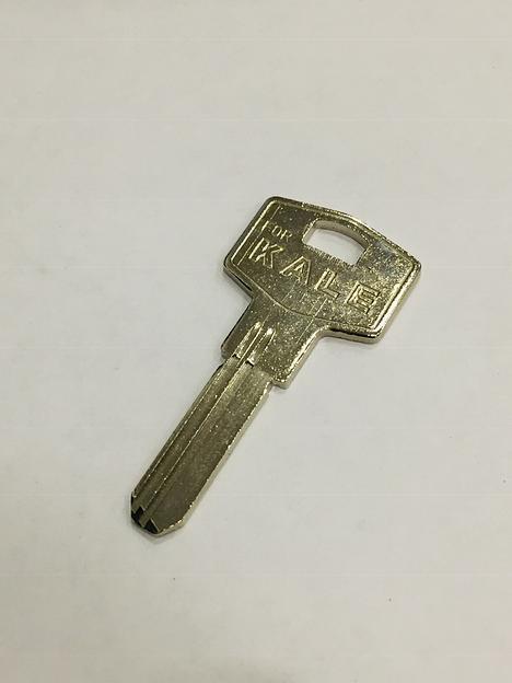 Заготовка ключа KALE -1, 2 паза фото 1