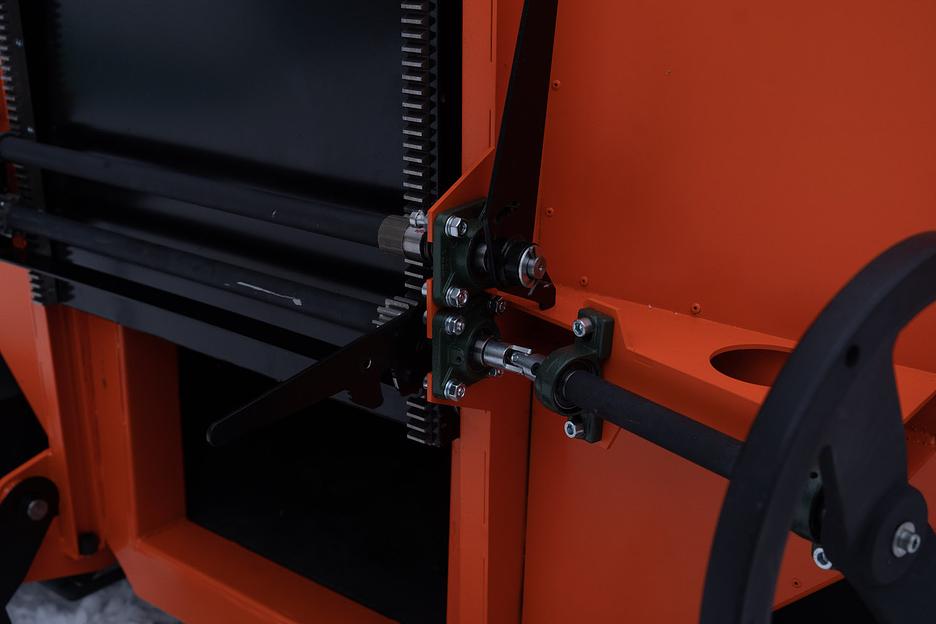 Термос-бункер для асфальта ST 6000 фото 5