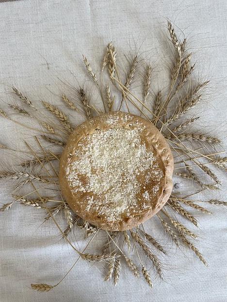 Пирог песочный сладкий Пекарня Ахмадуллиных с яблоком и корицей, 530 г фото 1