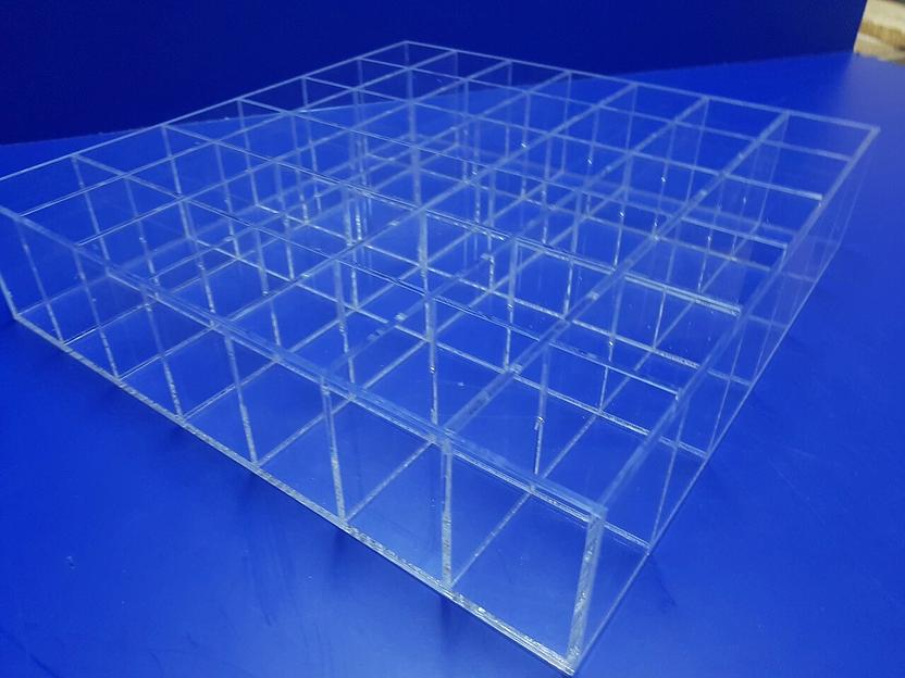 Картотека из оргстекла 42 ячейки. фото 3