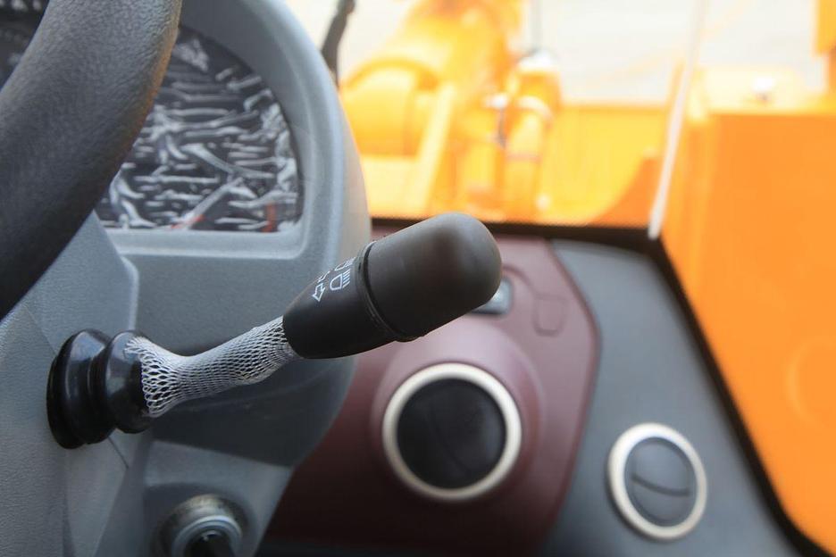 Фронтальный погрузчик Lonking CDM853N, 2023 год фото 6