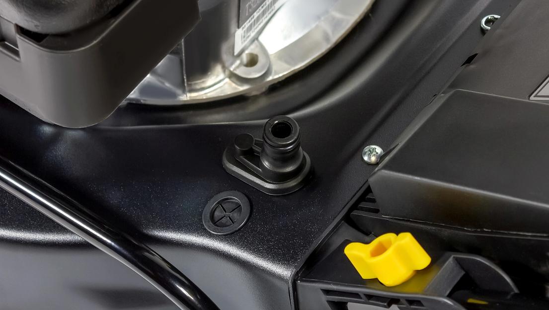 Газонокосилка роторная Champion LM4222 2200Вт фото 4