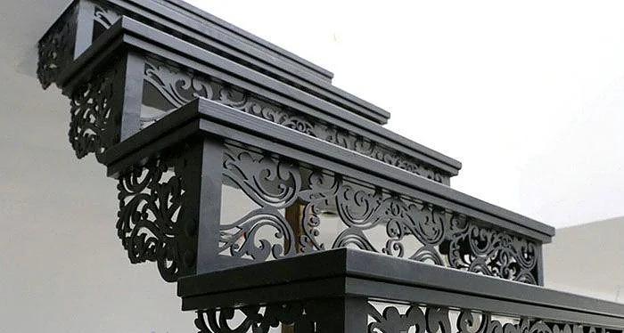 Изготовление металлической художественной лестницы фото 1