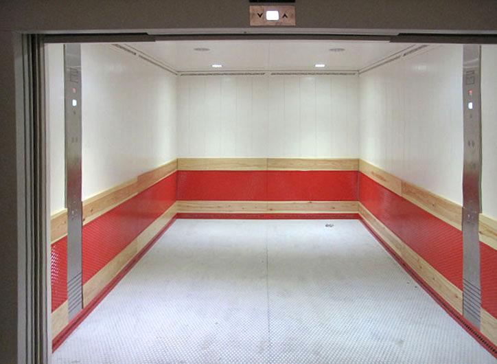 Лифты для перевозки грузов в сопровождении пассажиров QVG фото 3