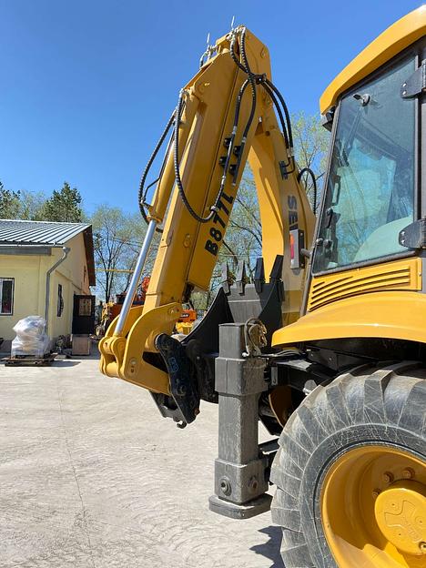 Экскаватор-погрузчик B877L Sevalo фото 8