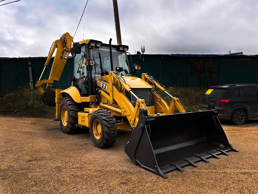 Экскаватор-погрузчик «STI 3CX» фото 1