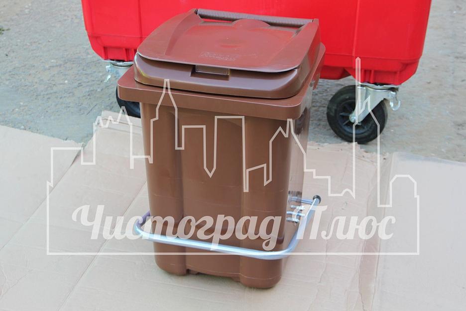 Бак пластиковый 60 л коричневый с педалью фото 2