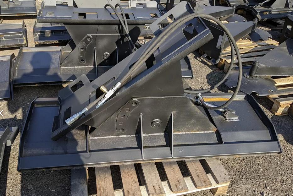 Отвал на минипогрузчик универсальное крепление фото 2