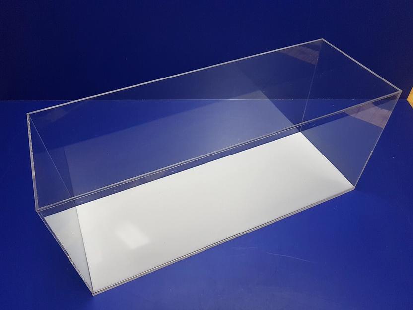 Короб – колпак из оргстекла для макета ледокола. фото 1