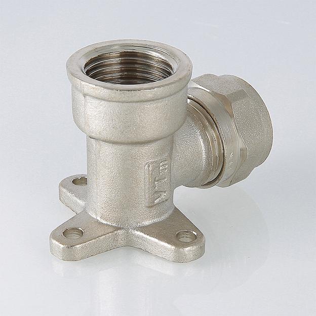 Обжимной фитинг-угольник с креплением и переходом на внутреннюю резьбу опт фото 8