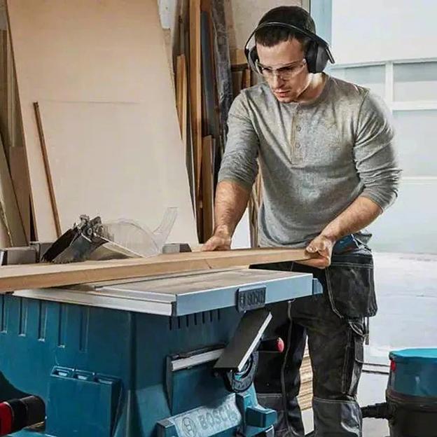 Станок распиловочный Bosch GTS 254 1800W (0601B45000) фото 2