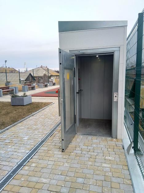 Вертикальные подъёмники DV до 12 метров фото 3