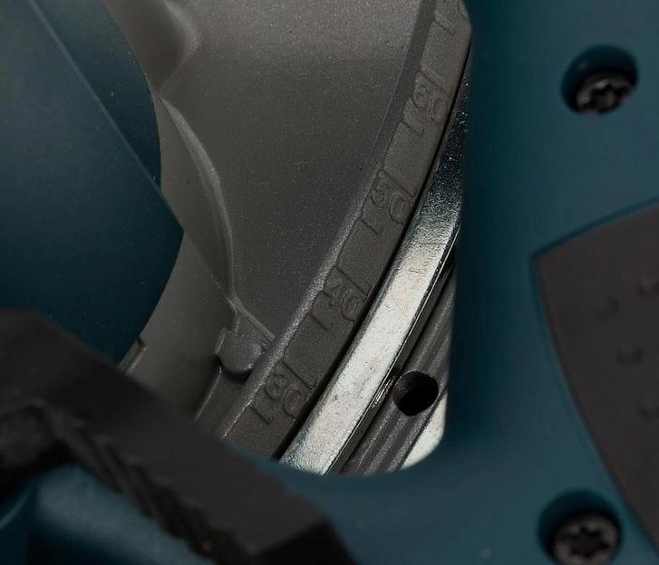 Циркулярная пила (дисковая) Bosch GKS 190 Professional 1400Вт (ручная) D диска.:190мм (0601623000) фото 7