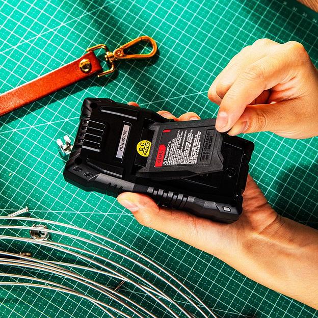 Измерительный и разметочный инструмент Deli Многофункциональный цифровой мультиметр Deli DL334301 напряж. 0,2-600В, сила тока 0,02-10А, сопр. 0,0002-20 МОм, ЖК-дисплей фото 6