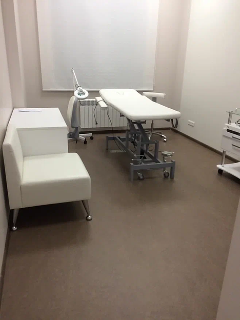 Кушетка процедурная «ОДК-1» с педалью управления, 1 электропривод фото 3