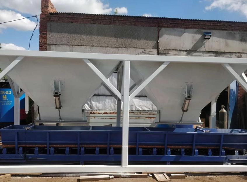 Автоматический дозатор для розлива жидких материалов в емкости фото 3