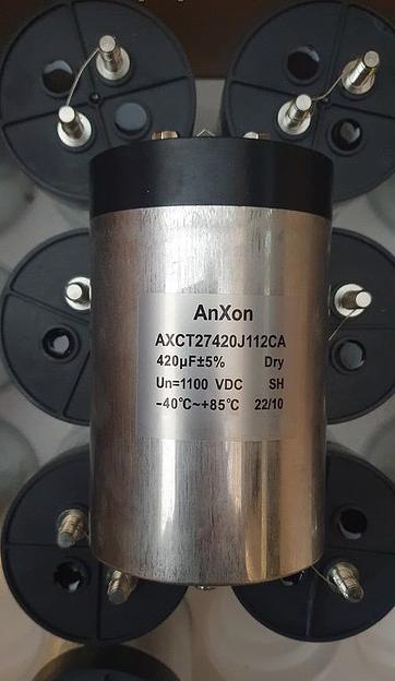 Плёночный конденсатор 420мкФ 1100В фото 1