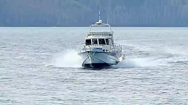 Катер на воздушной каверне БМБ 20М фото 10