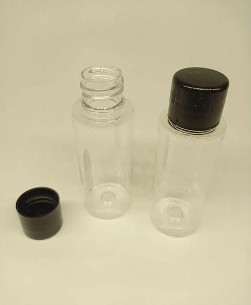 Бутылка пластиковая прозрачная с чёрной крышкой 30 мл фото 1
