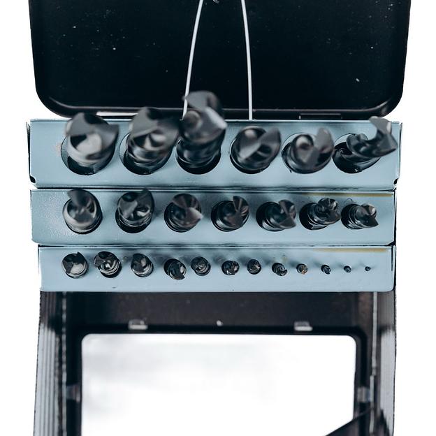 Набор сверл по металлу HSS (1-13мм, 25 шт) Deli DH-MHZ025-ED1 металлический кейс фото 6