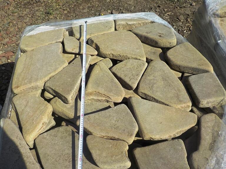 Песчаник галтованный Ручейник Серый /м2 (50 мм) фото 1