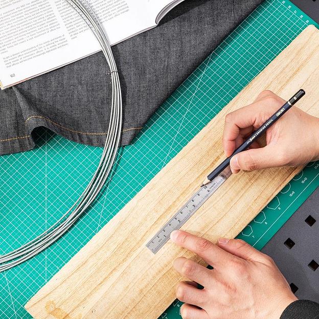 Измерительный и разметочный инструмент Deli Линейка стальная Deli DL8015Y 150мм нержавеющая сталь фото 5